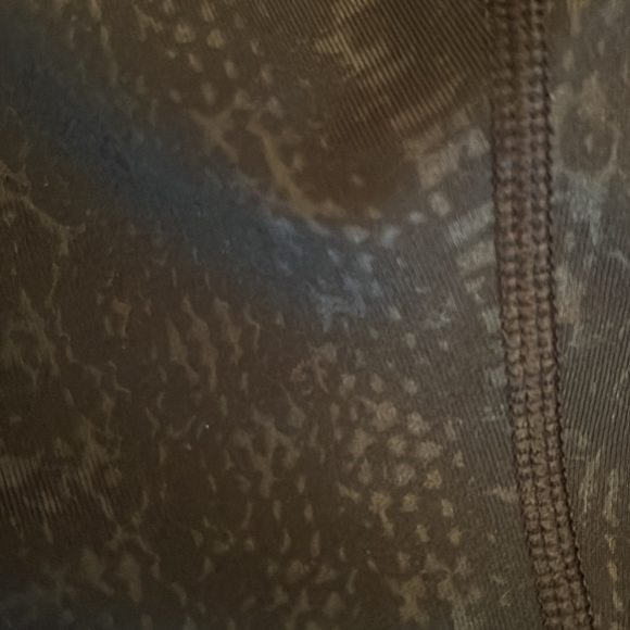 Under Amour compression crop legging - Picture 3 of 6